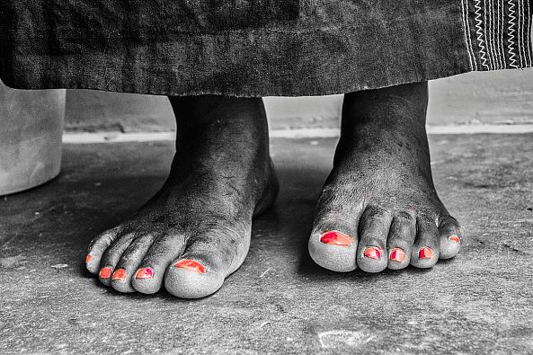 African Feet-Herman van Bon