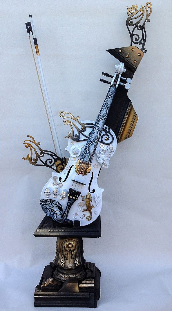 The Virtuoso's Violin No. 5-Buds Convocar